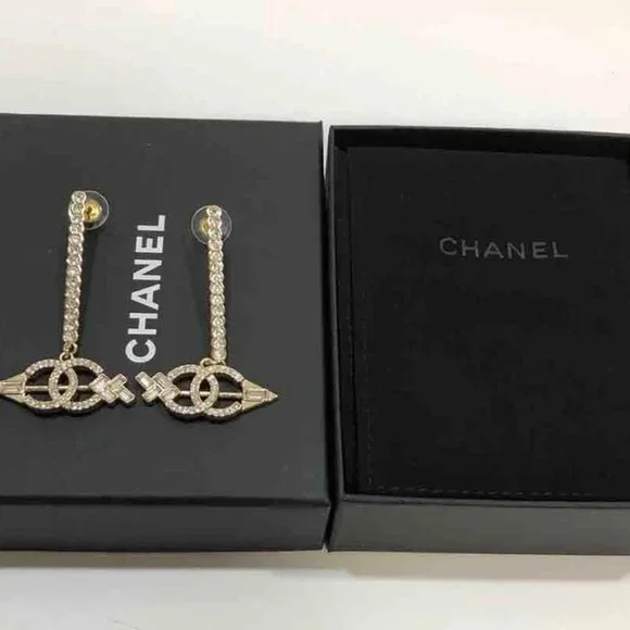 CHANEL CC Logos Rhinestone Arrow Stud Earrings Gold Tone B23C Auth w/Box - Picture 11 of 16